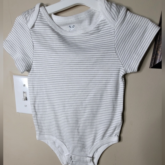 Toddlers Onesie - Picture 5 of 7